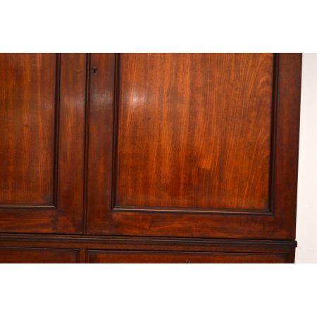 Toller antiker Wäscheschrank Linen Press