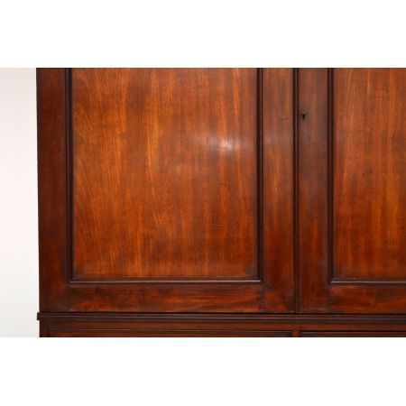 Toller antiker Wäscheschrank Linen Press