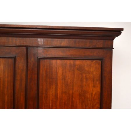 Toller antiker Wäscheschrank Linen Press