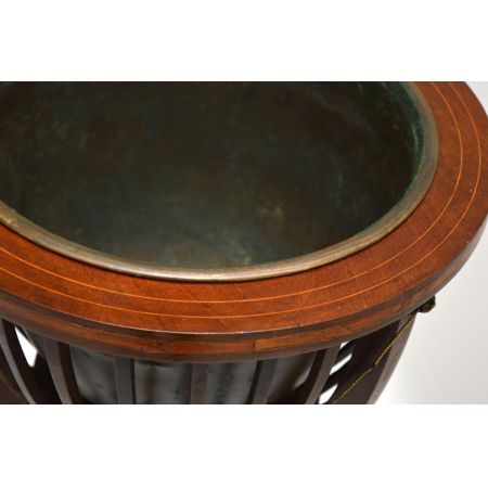 Antiker Mahagoni Blumenständer Jardinere