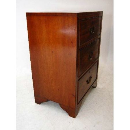 Ein Paar antiker Georgean Mahagoni Nachttische