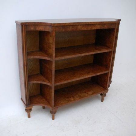 Antikes Regency-Stil Bücherregal