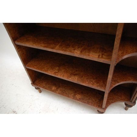 Antikes Regency-Stil Bücherregal