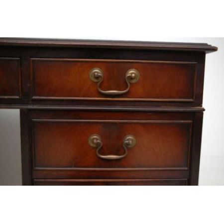 Antiker Schreibtisch - Georgian Style - Lederschreibfläche