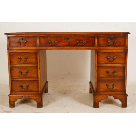 Kleiner antiker Schreibtisch - Georgian