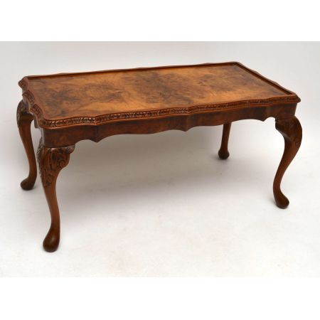 Antike Queen Anne Style Nußbaum Coffee Table