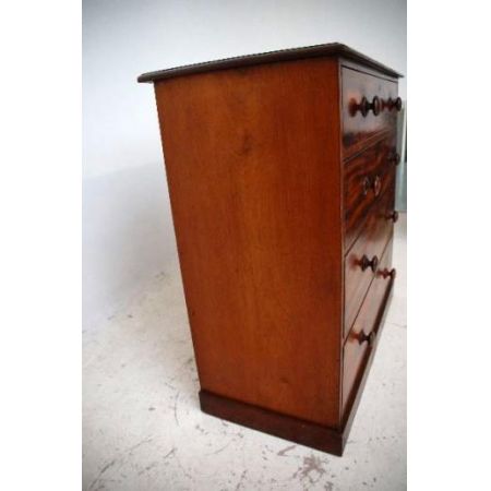 Antique Victorian Mahogany Chest of Drawers   Original