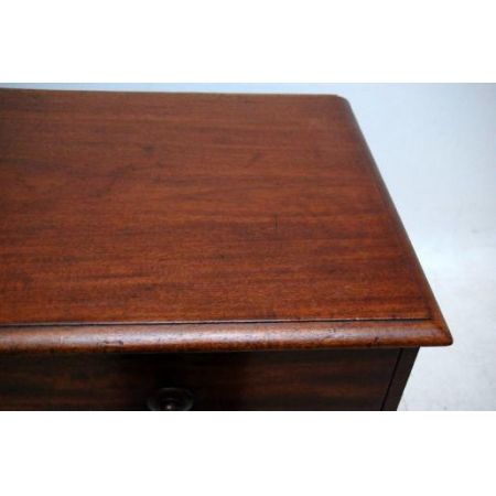 Antique Victorian Mahogany Chest of Drawers   Original