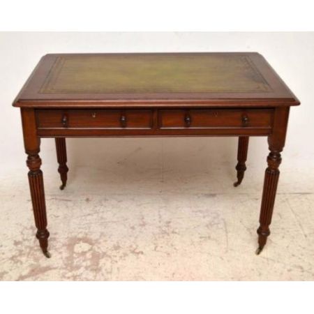 Schreibtisch aus der Viktorianische zeit typisch seine Beine die Lederplatte ist erneuert 