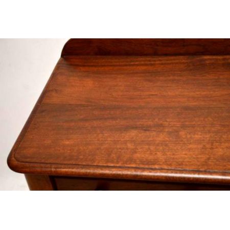 Viktoriansicher Schreibtisch oder Nebentisch schön für den Eingangsbereich 