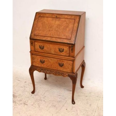  antiker Sekretär aus Nussbaum Walnut Bureau