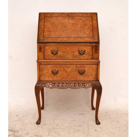  antiker Sekretär aus Nussbaum Walnut Bureau