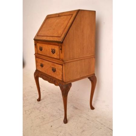  antiker Sekretär aus Nussbaum Walnut Bureau