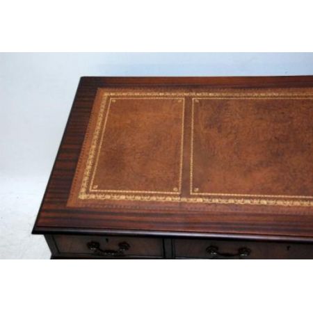 Mahagoni Schreibtisch mit  handgeprägter Lederplatte 9 Schubladen 