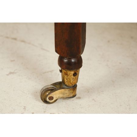 Zeitschriftenständer Canterbury mit Inlays