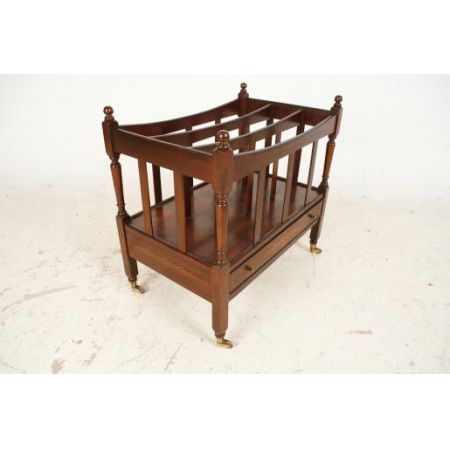 Zeitschriftenständer Canterbury mit Inlays