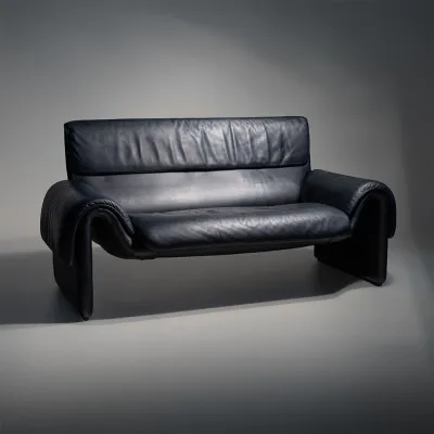 De Sede DS-2011 Sofa in schwarzem Leder – originales Vintage Ledersofa aus der Schweiz