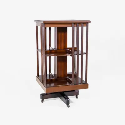 Edwardianisches drehbares Bücherregal antik aus Massivholz auf Rollen
