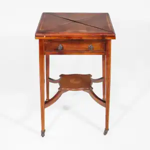 Antiker Klappbarer Spieltisch