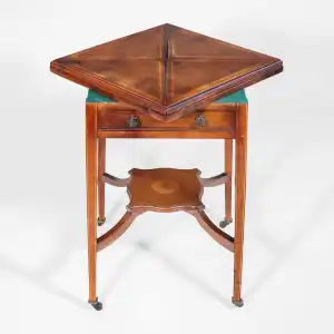 Antiker Klappbarer Spieltisch