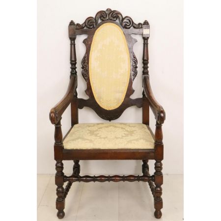 Einzelner antiker englischer Stuhl mit Armlehnen aus  eichen Massivholz