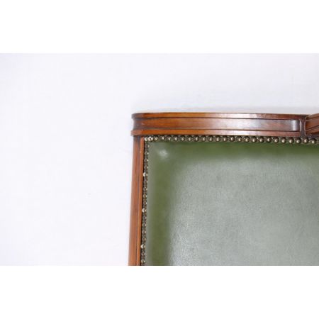 Einzelner englischer Stuhl mit Armlehnen, grünes Leder