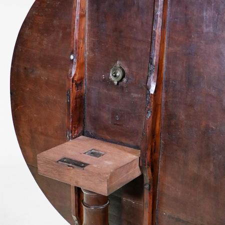 Regency Tilt Top Table ca. 1820 Mahagoni