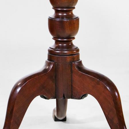 Regency Tilt Top Table ca. 1820 Mahagoni