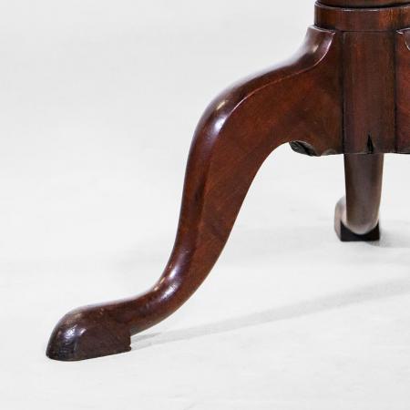 Regency Tilt Top Table ca. 1820 Mahagoni