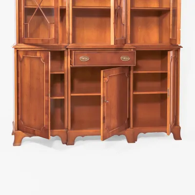 Heldense Eibe Bücherschrank