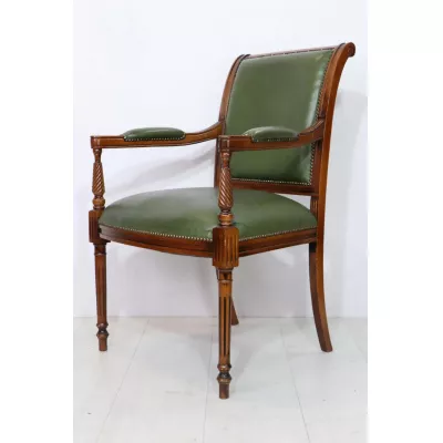 Englischer Armchair mit grünem Leder, viktorianischer Stil