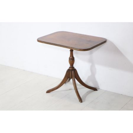 Englischer Beistelltisch / Side Table mit Bandintarsie