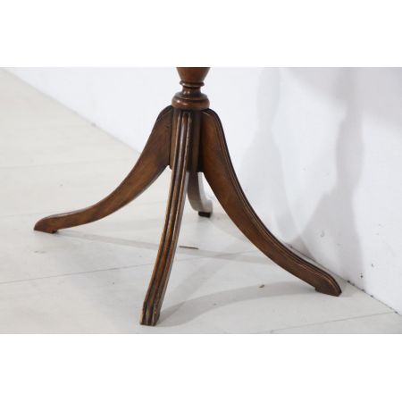 Englischer Beistelltisch / Side Table mit Bandintarsie