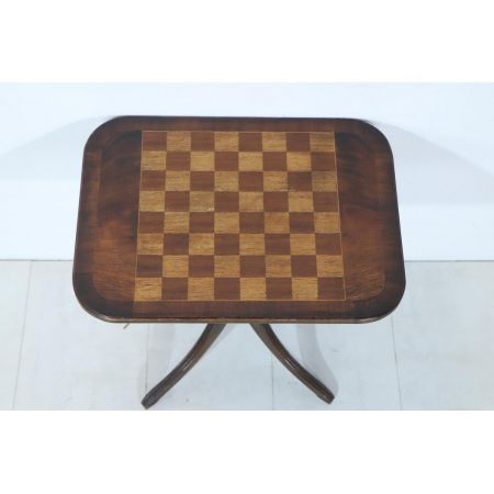 Englischer Spieltisch / Schachtisch, eindrucksvolle Patina