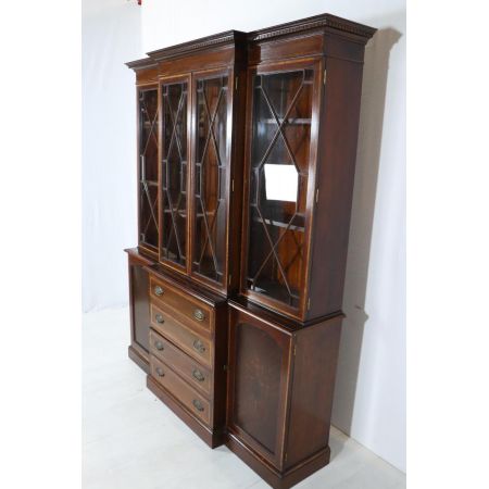 Englisches Breakfront Bookcase im Regency Stil, in Mahagoni