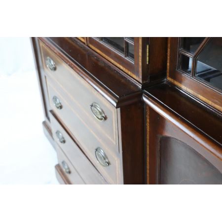 Englisches Breakfront Bookcase im Regency Stil, in Mahagoni