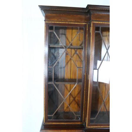Englisches Breakfront Bookcase im Regency Stil, in Mahagoni