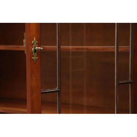 Englisches Breakfront Bookcase in Mahagoni, Bücherschrank Antik Stil