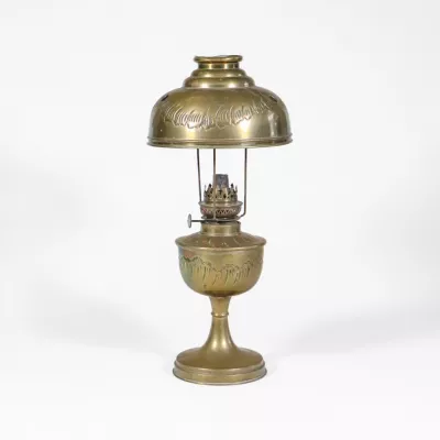Jugendstil Petroleumlampe aus Messing