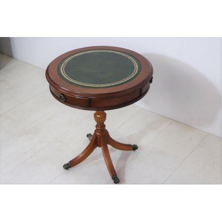 Handgefertigter Drum Table "Esher" in Eibe mit grünem Leder, englisch - sofort lieferbar