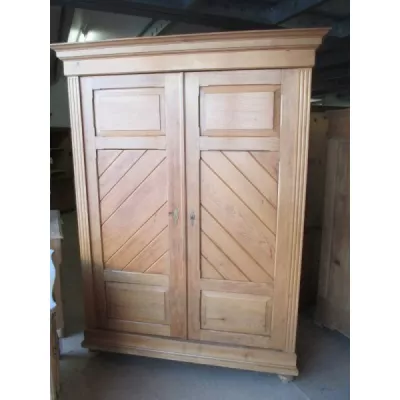 Großer Weichholz Kleiderschrank