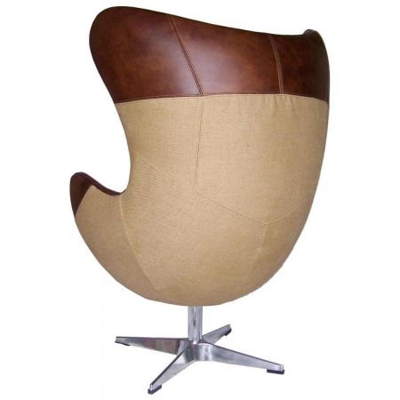 Brauner Ledersessel mit Drehfunktion