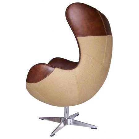 Brauner Ledersessel mit Drehfunktion