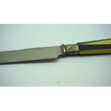 Komplettes Art Déco Messerset im Case