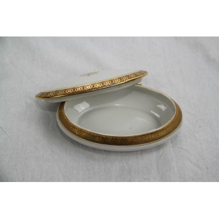 Hübsche Porzellan Dose Goldverzierung