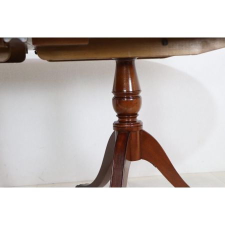 Klassischer D-End Table / Esstisch, Mahagoni, mit feiner Bandintarsie - sofort lieferbar