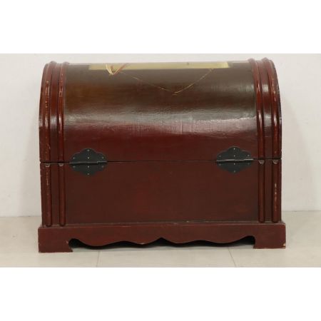 Kleine Vintage Truhe mit Angel-Motiv, handbemalt