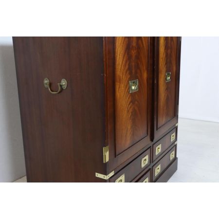 Kleiner Wohnzimmerschrank in Mahagoni, Campaign Stil