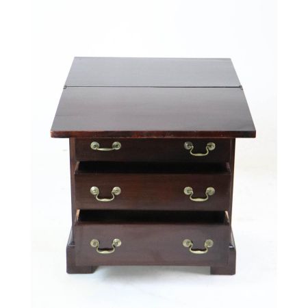 Antike Mahagoni Kommode mit original Messinggriffen