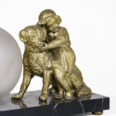 Art deco Tischleuchte, Figur Original